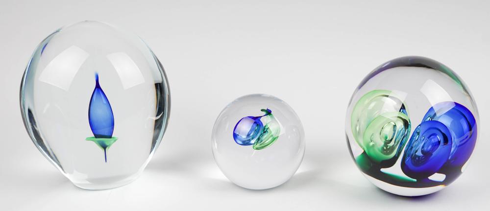 GROUP OF CONTEMPORARY GLASS SCULPTURES