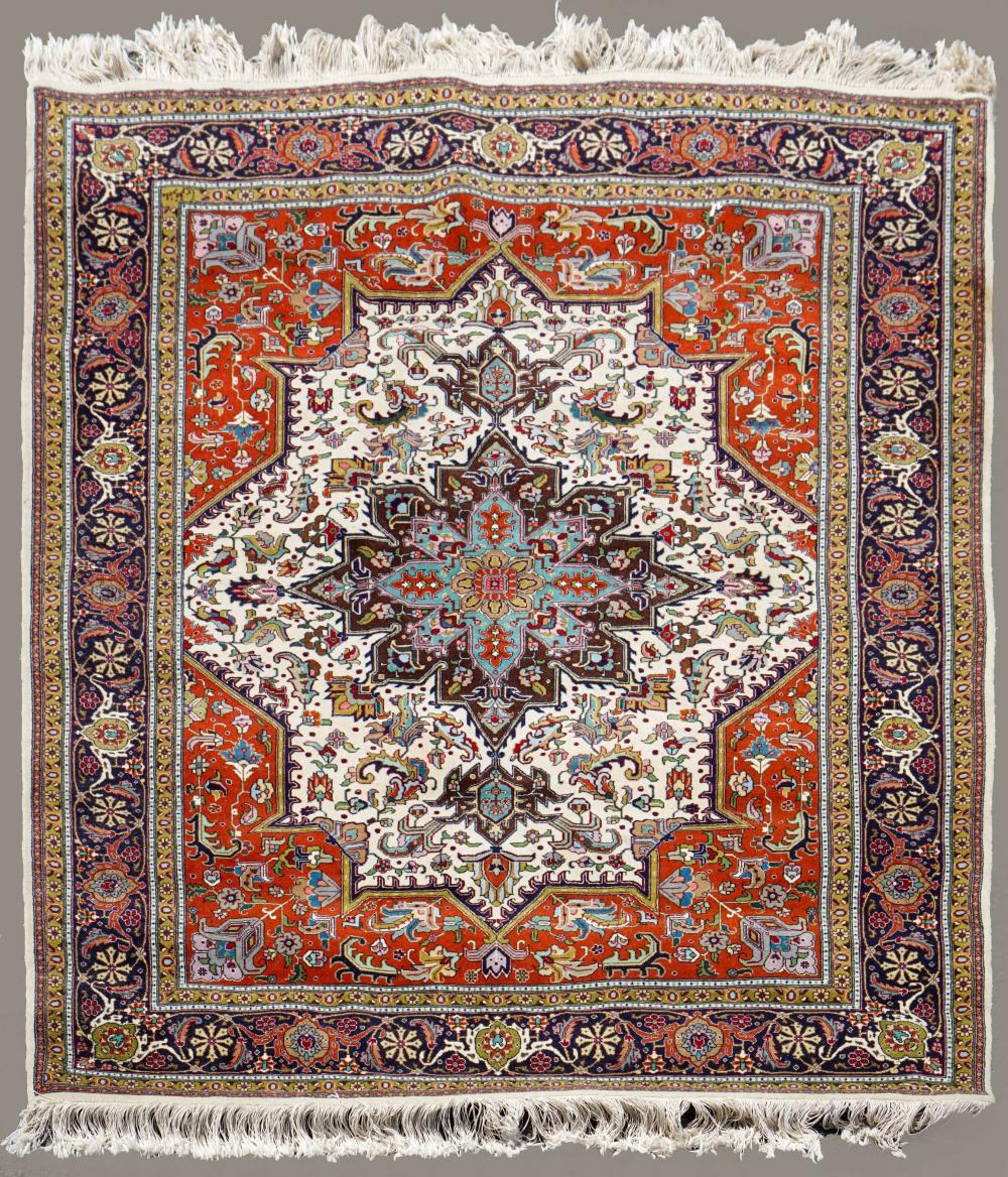 PAIR OF PERSIAN TABRIZ HAND KNOTTED 33c8c7