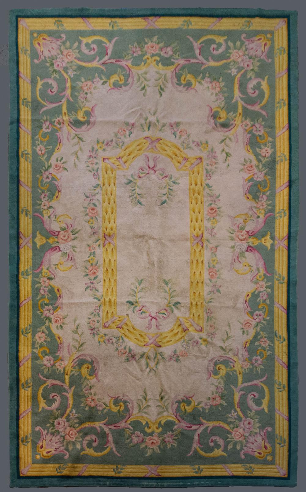 NEPALI AUBUSSON DESIGN WOOL RUG 33c8ea