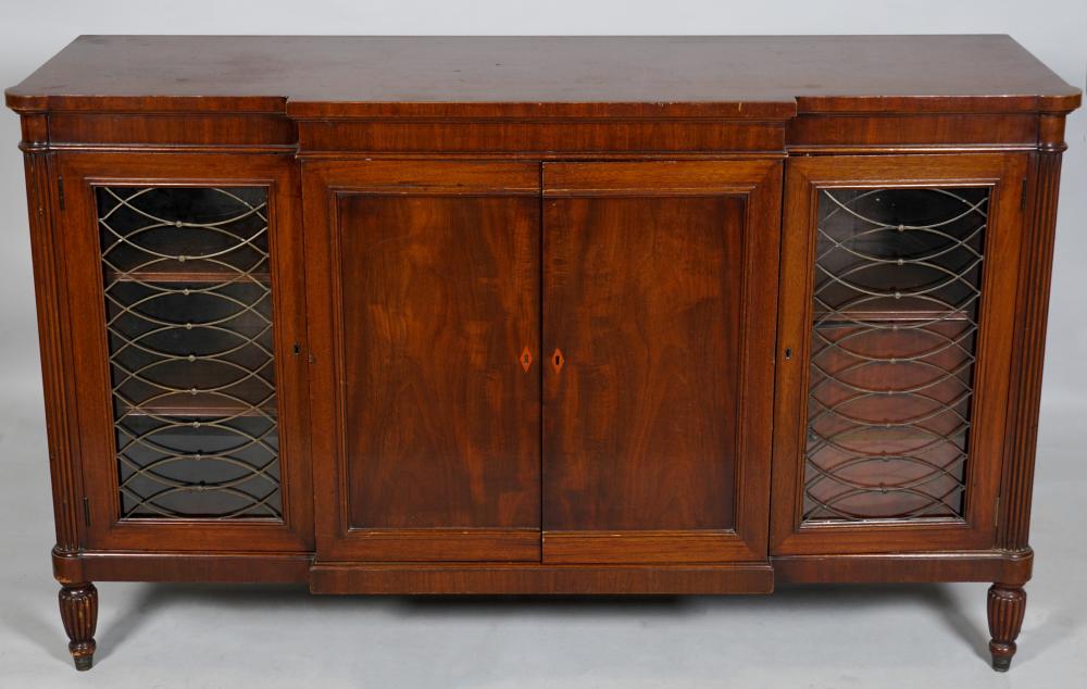 REGENCY STYLE SIDEBOARD 35 1 2 33c91c