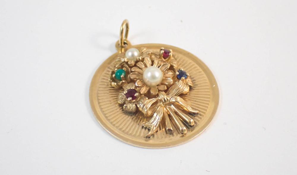 FOURTEEN KARAT GOLD CHARM PENDANT,