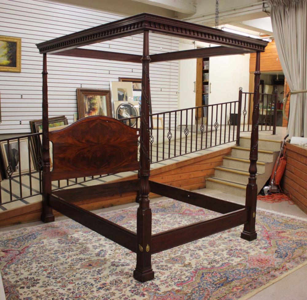 FEDERAL STYLE MAHOGANY QUEEN CANOPY