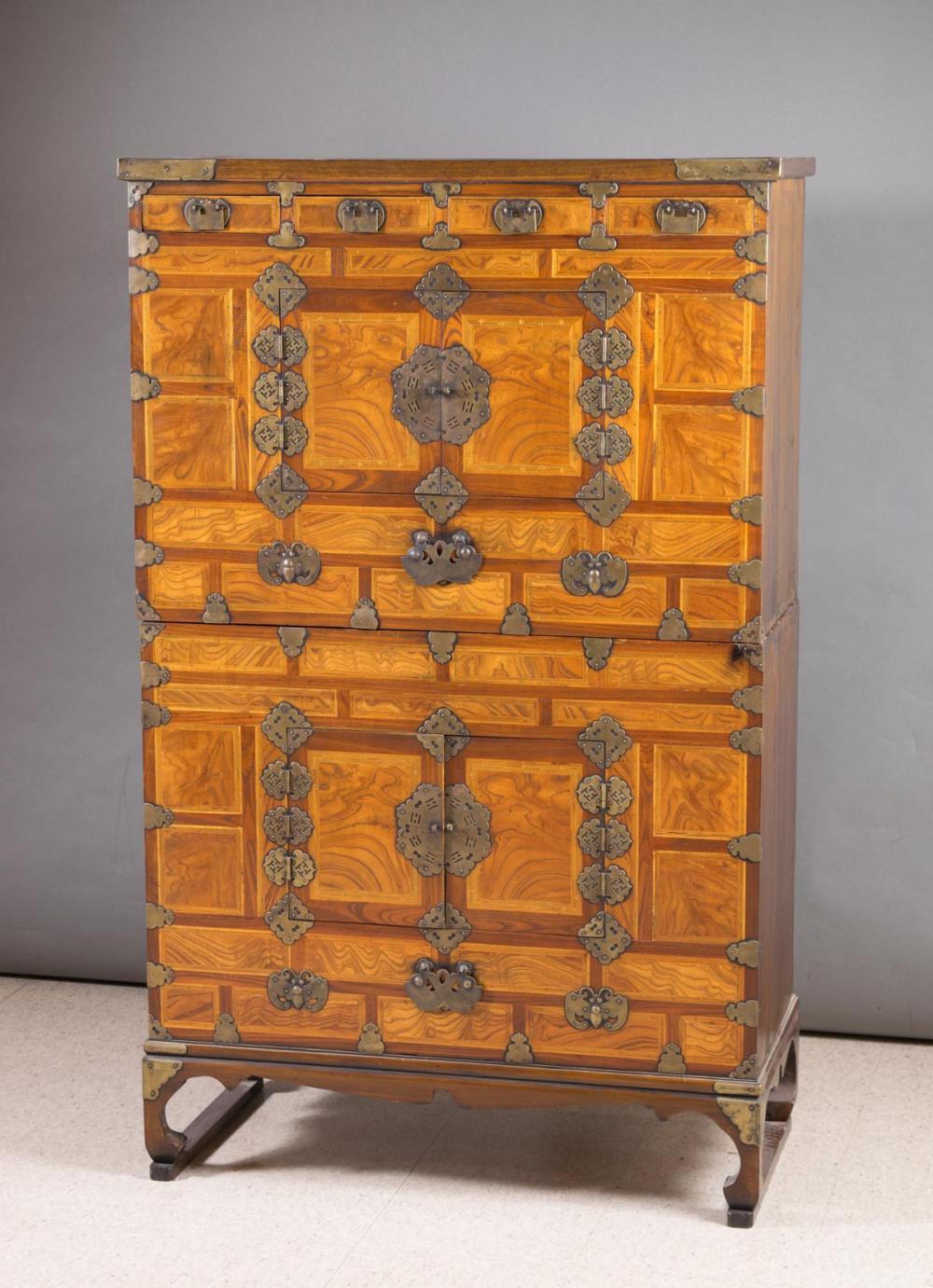 KOREAN TWO-STACK NONG CABINET,