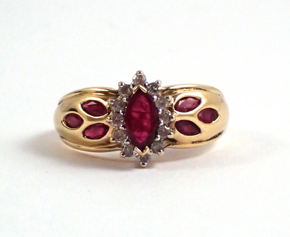 RUBY, DIAMOND AND YELLOW GOLD RING.