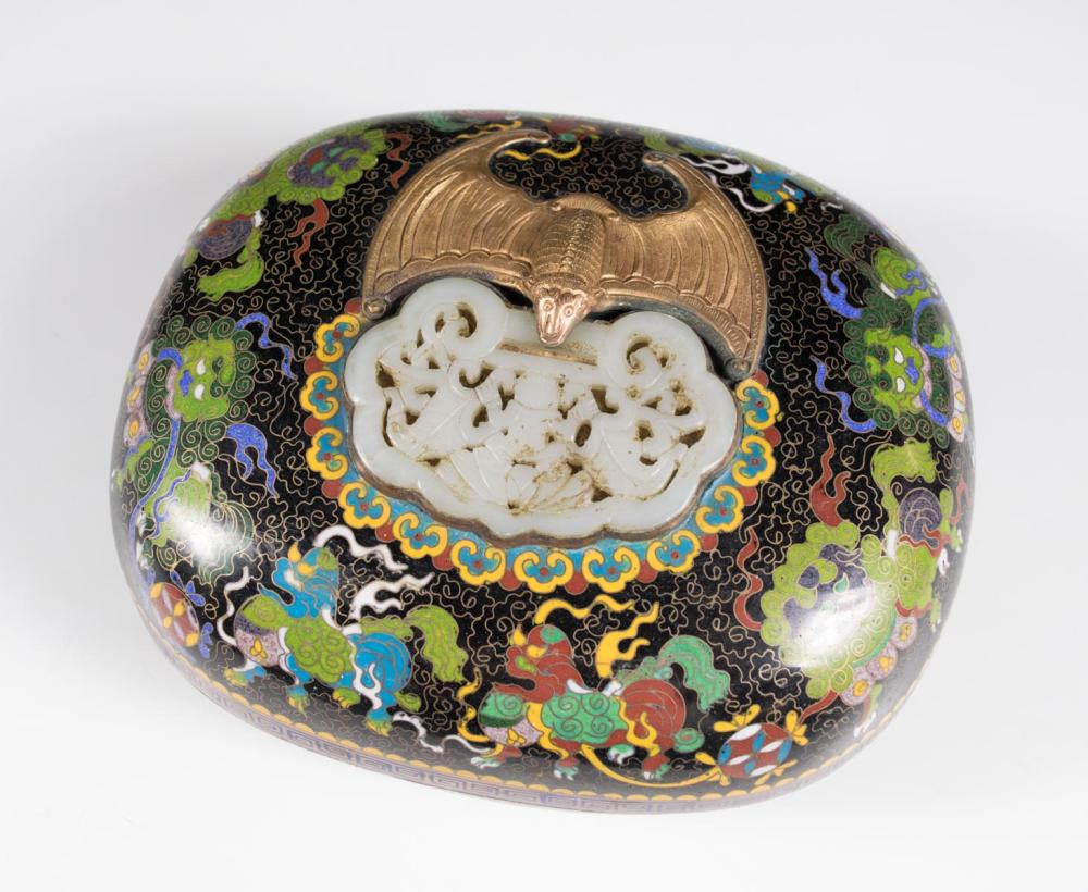 CHINESE OVAL CLOISONNE BOX, WITH