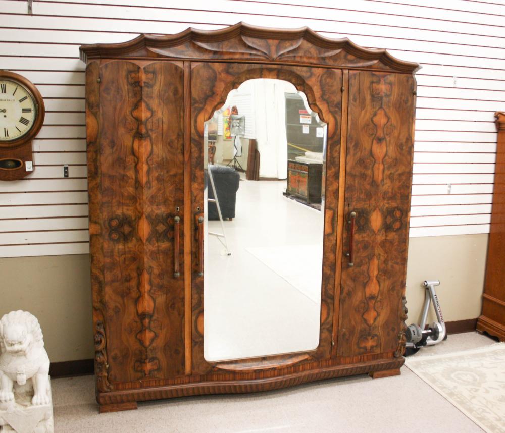 LARGE THREE DOOR BURL WALNUT WARDROBE  33f641