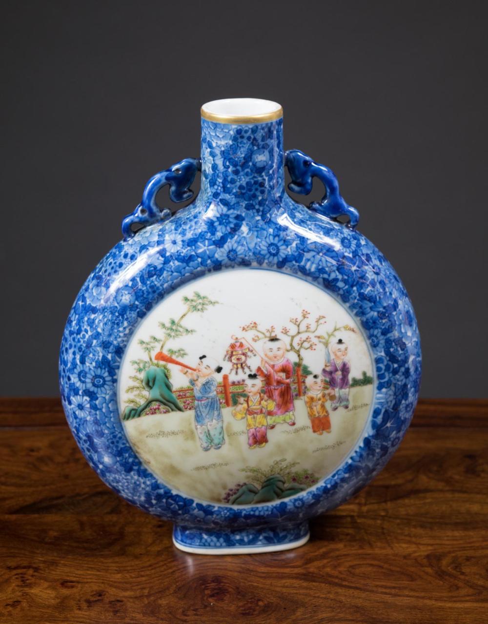 CHINESE PORCELAIN BLUE AND WHITE