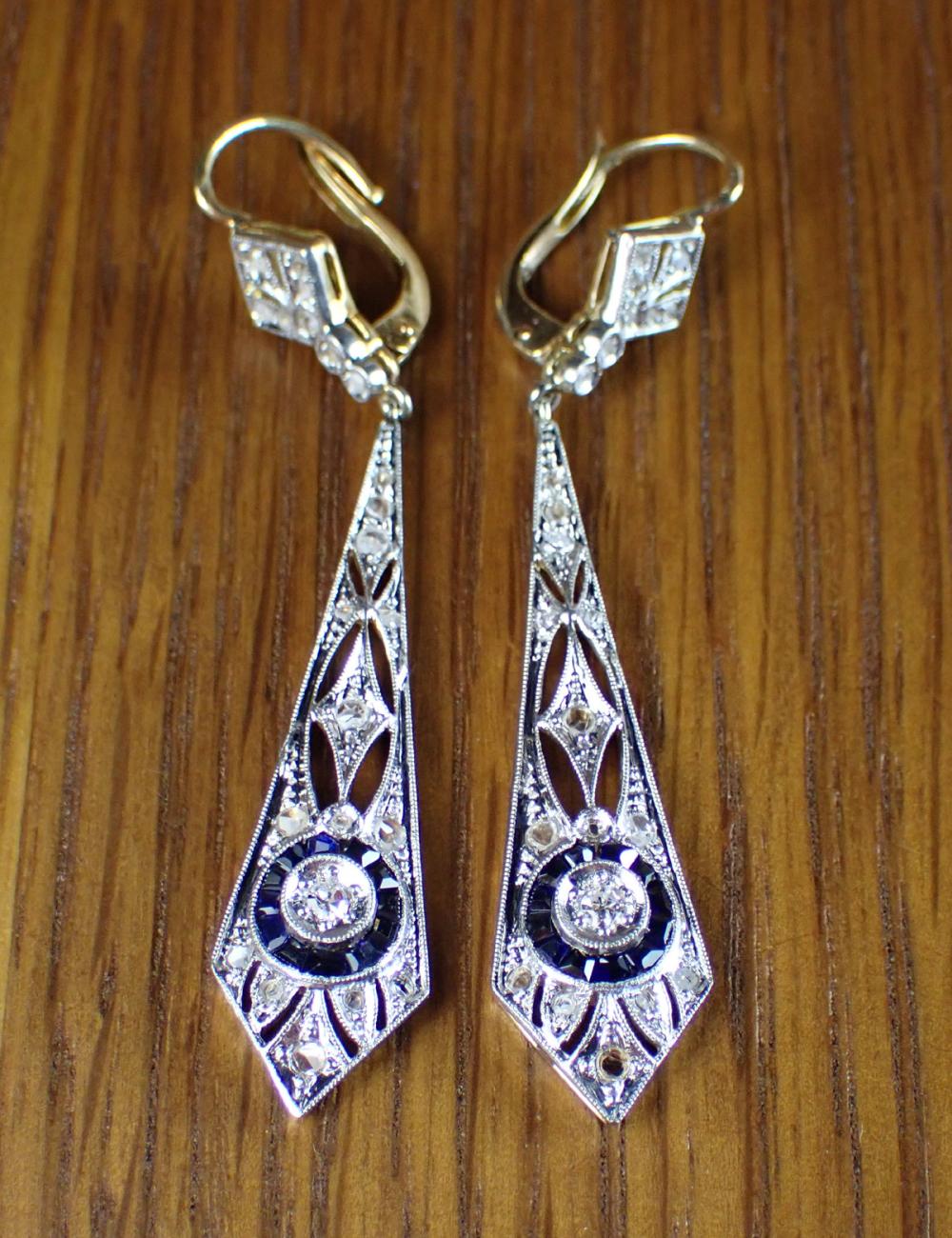 VINTAGE SAPPHIRE AND DIAMOND EARRINGSPAIR