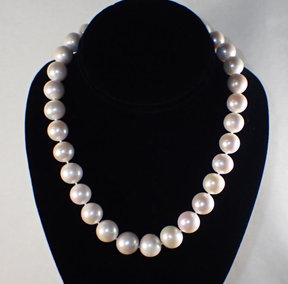 PRINCESS LENGTH PEARL AND EIGHTEEN 33f96a