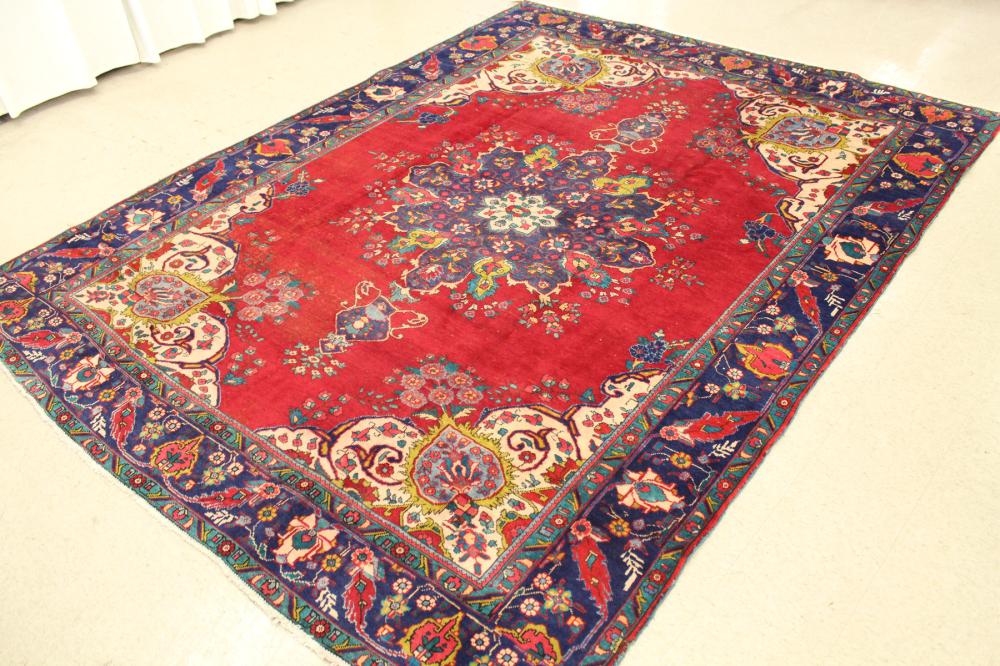 HAND KNOTTED PERSIAN CARPET, CENTRAL