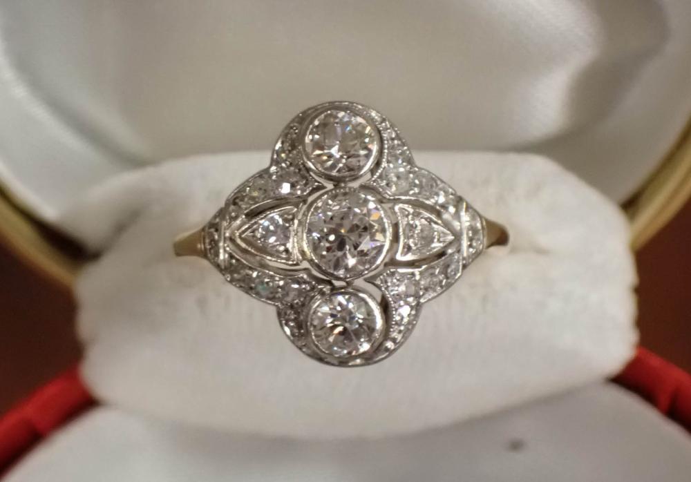 VINTAGE ESTATE DIAMOND RINGVINTAGE 33fbc4