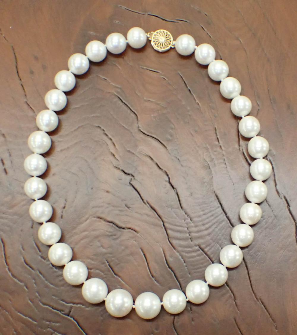 PRINCESS LENGTH PEARL AND GOLD 33fc37