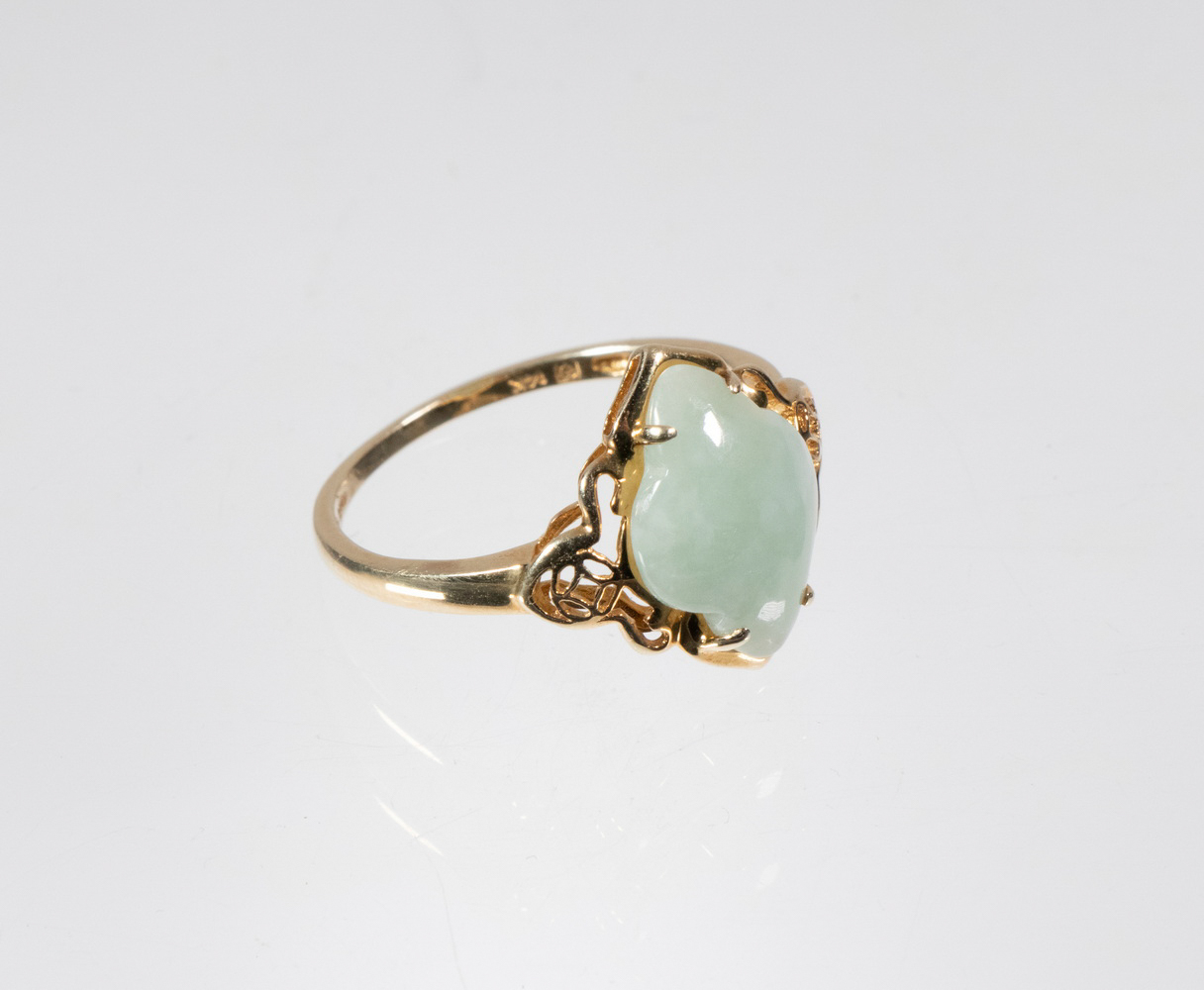 LADIES JADE RING Chinese 14K Yellow