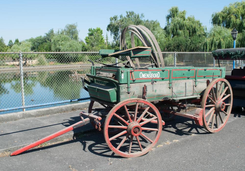 THE OWENSBORD ANTIQUE HORSE DRAWN 33fe0b