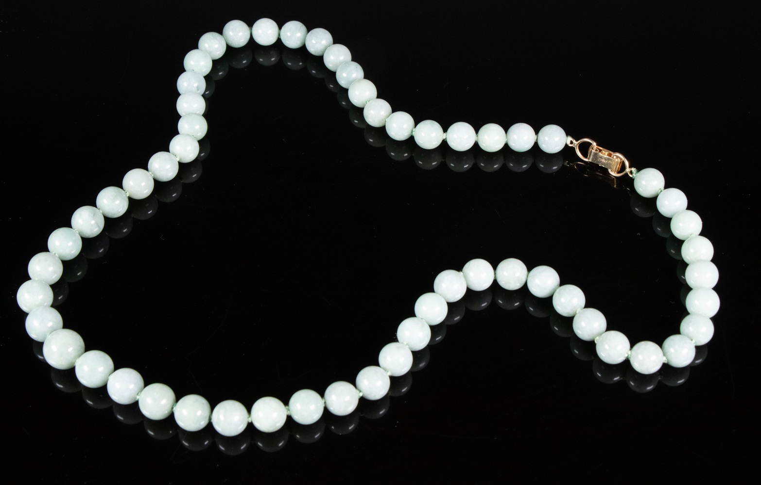 CHINESE HARDSTONE BEAD NECKLACE