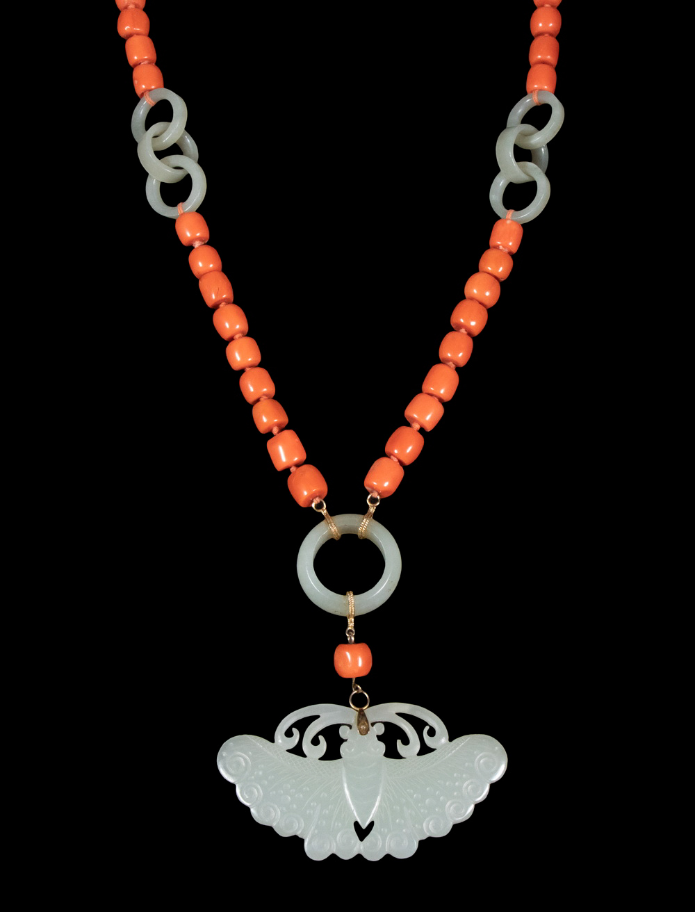 CHINESE JADE & CORAL NECKLACE Carved