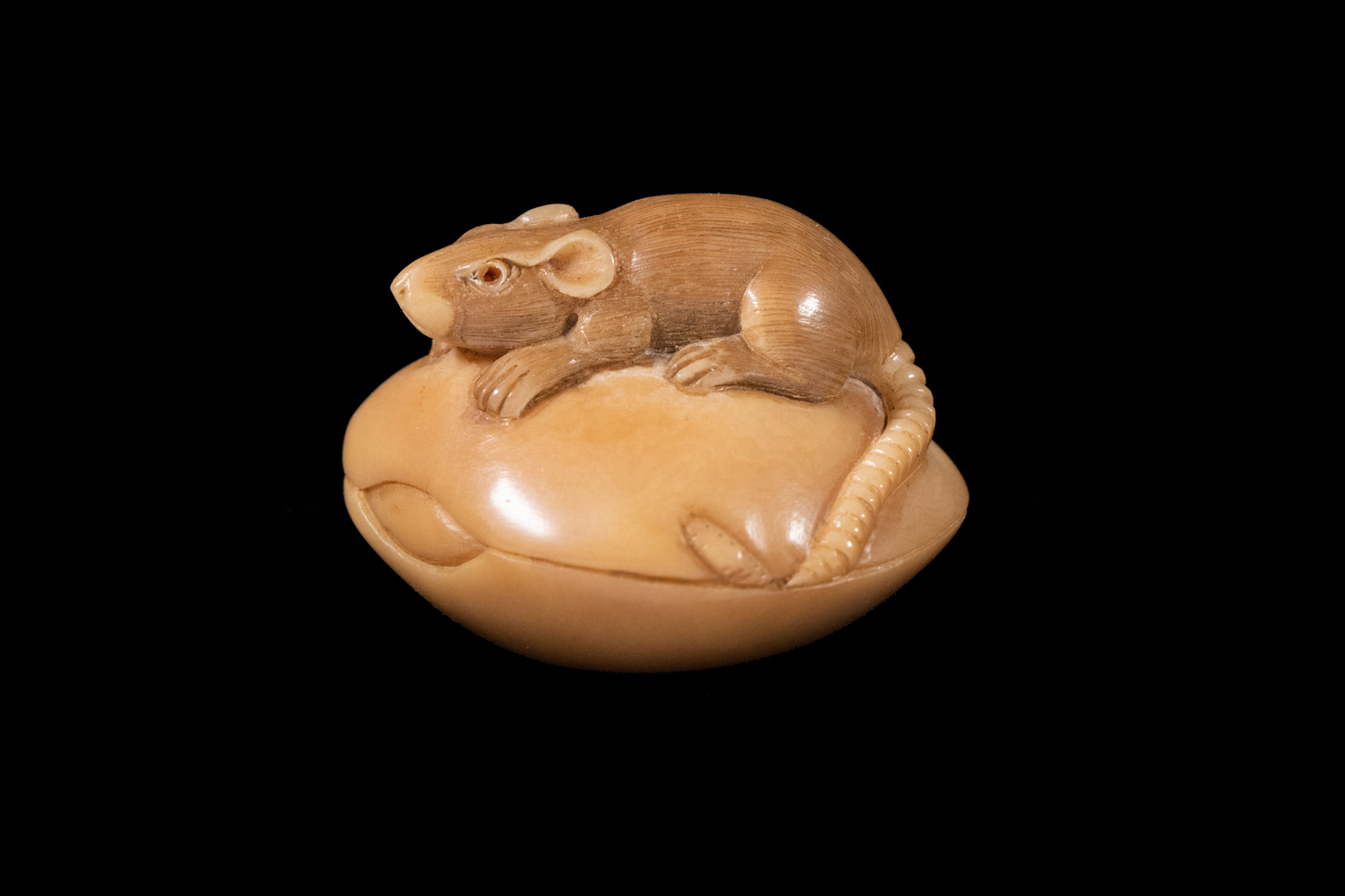 19TH C JAPANESE IVORY NETSUKE 33fef4