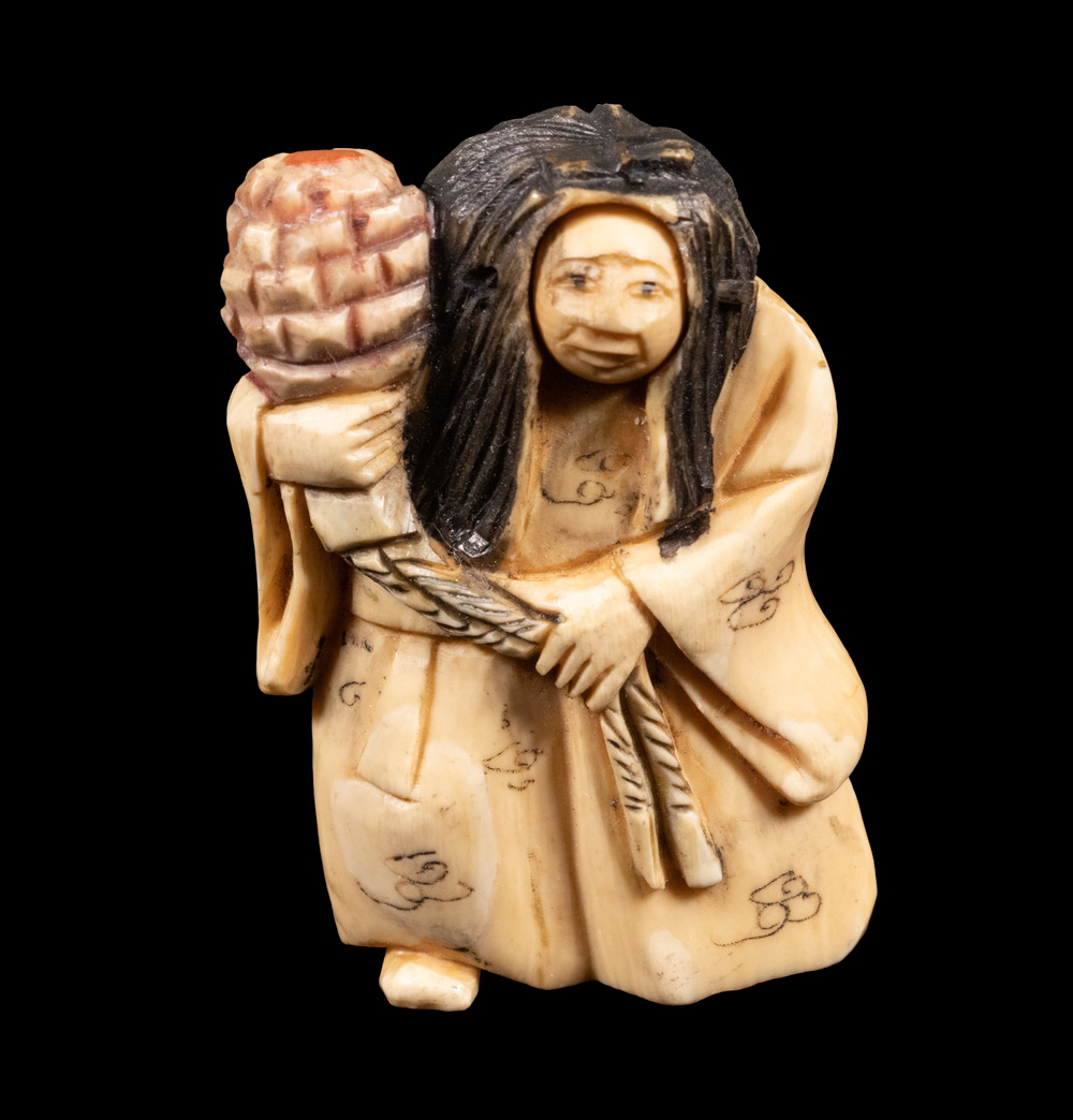 19TH C JAPANESE IVORY NETSUKE  33fef2