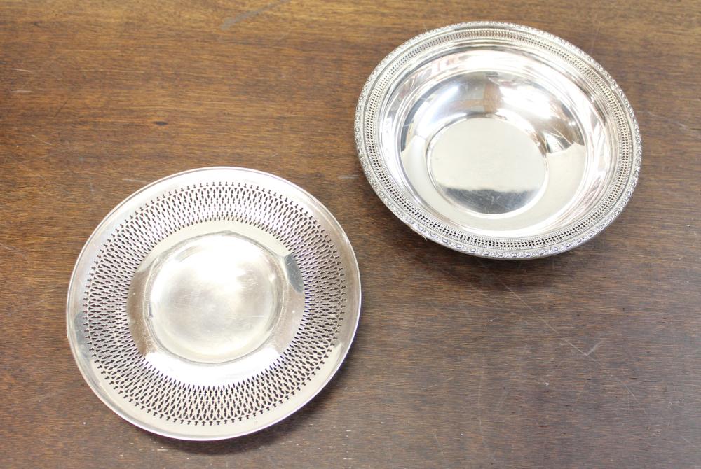 TWO STERLING SILVER HOLLOWWARE 33ff61