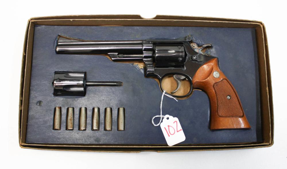 SMITH AND WESSON MODEL 53 DOUBLE 33ffbe