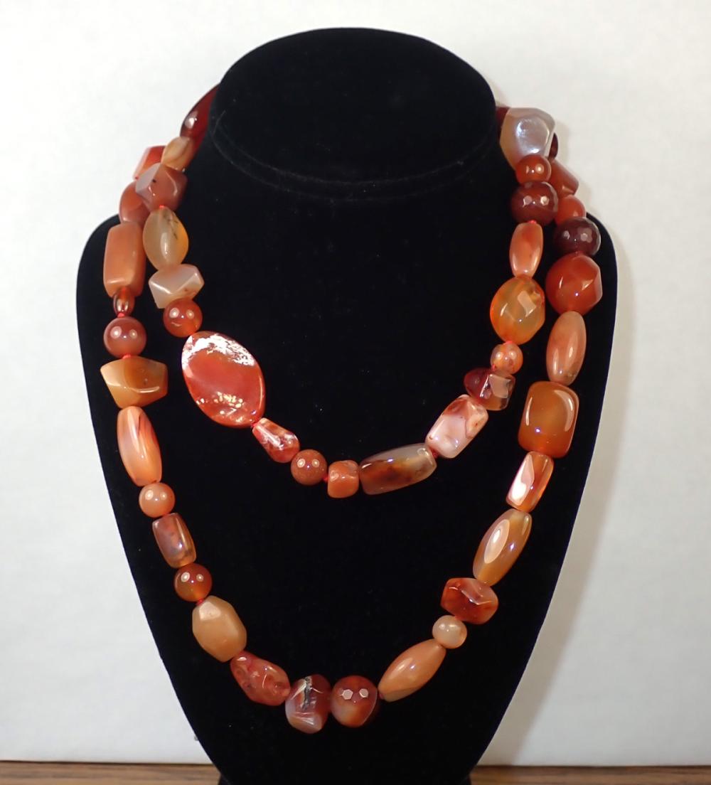 ROPE LENGTH CARNELIAN AND AGATE