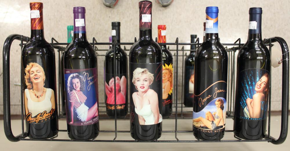 TWELVE COLLECTIBLE BOTTLES OF MARILYN 340035