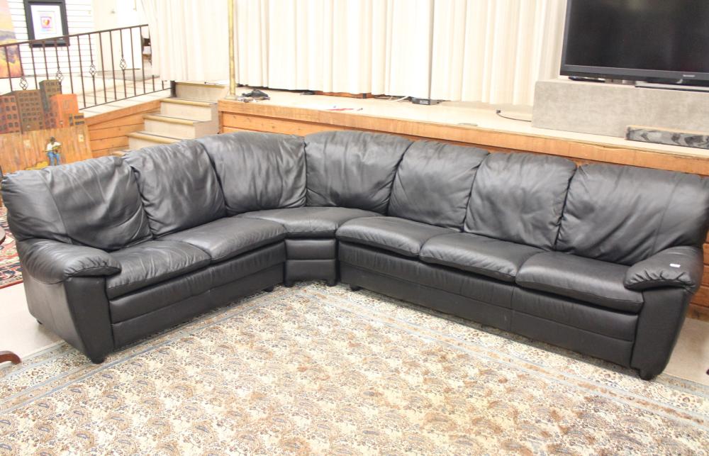 THREE PIECE ITALIAN BLACK LEATHER 3400ca