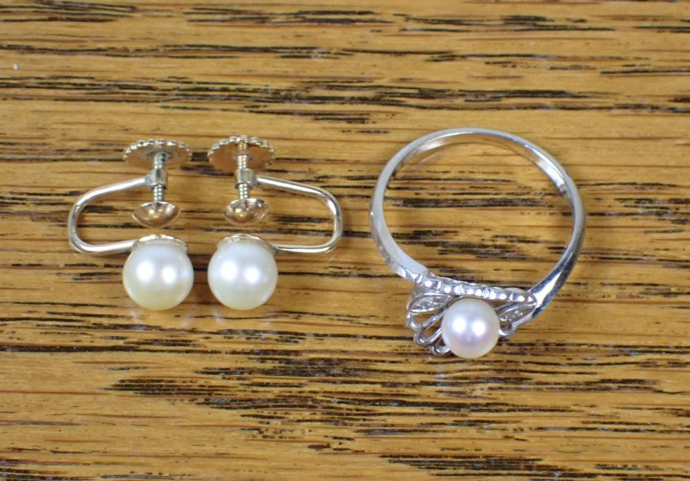 PEARL AND GOLD RING AND EARRINGSPEARL 340124