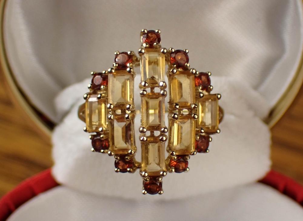 CITRINE, GARNET AND YELLOW GOLD