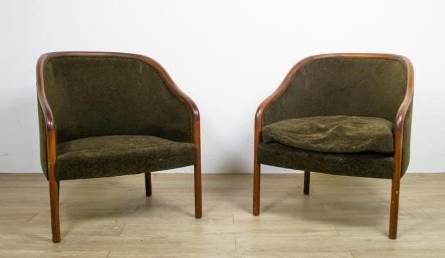 PAIR OF WARD BENNETT CHAIRS FOR 340192