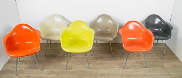 EAMES 6 FIBERGLASS SHELL CHAIRS 34019a