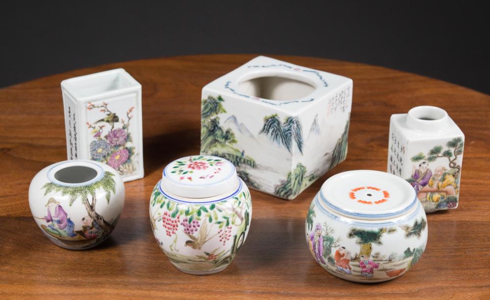 CHINESE SIX PORCELAIN ITEMSCHINESE