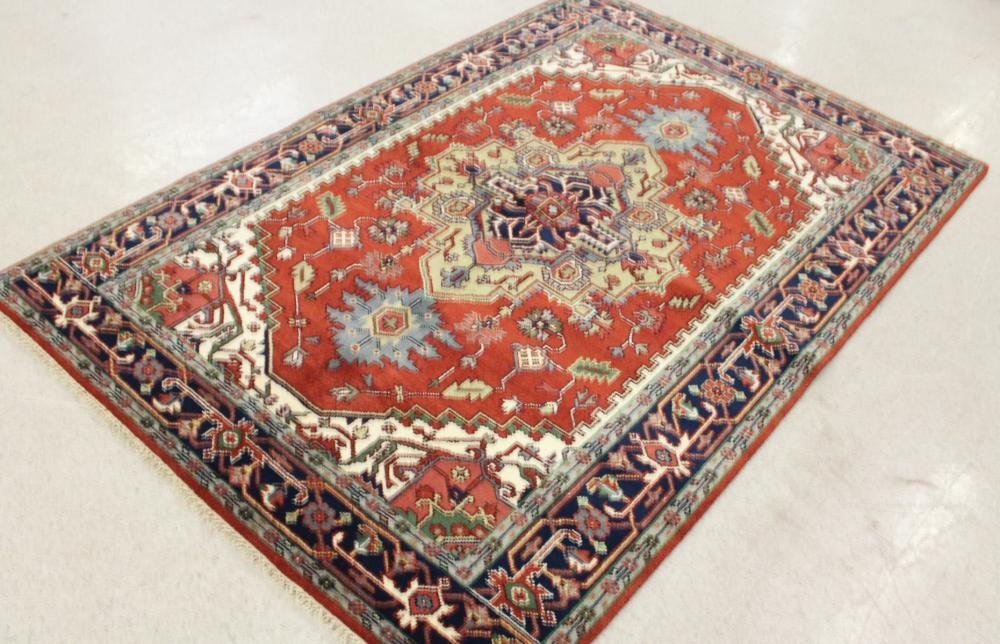 HAND KNOTTED ORIENTAL CARPETHAND 34028d