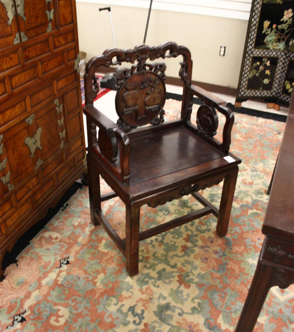 CHINESE MING STYLE ROSEWOOD ARMCHAIRCHINESE 340346