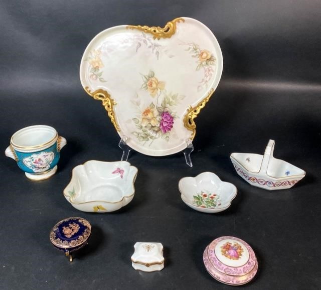 GROUPING OF LIMOGES PORCELAINSix pieces