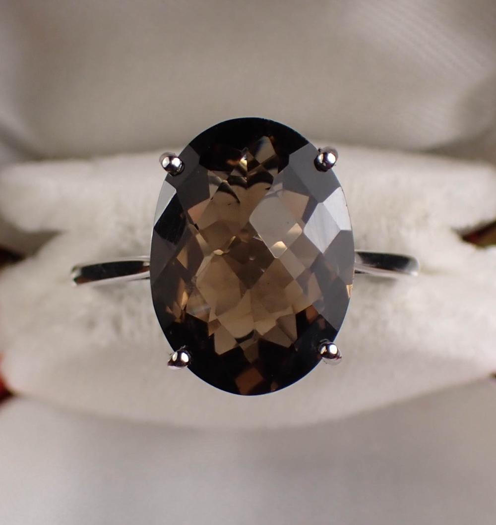 SMOKY QUARTZ AND WHITE GOLD SOLITAIRE 3405a0