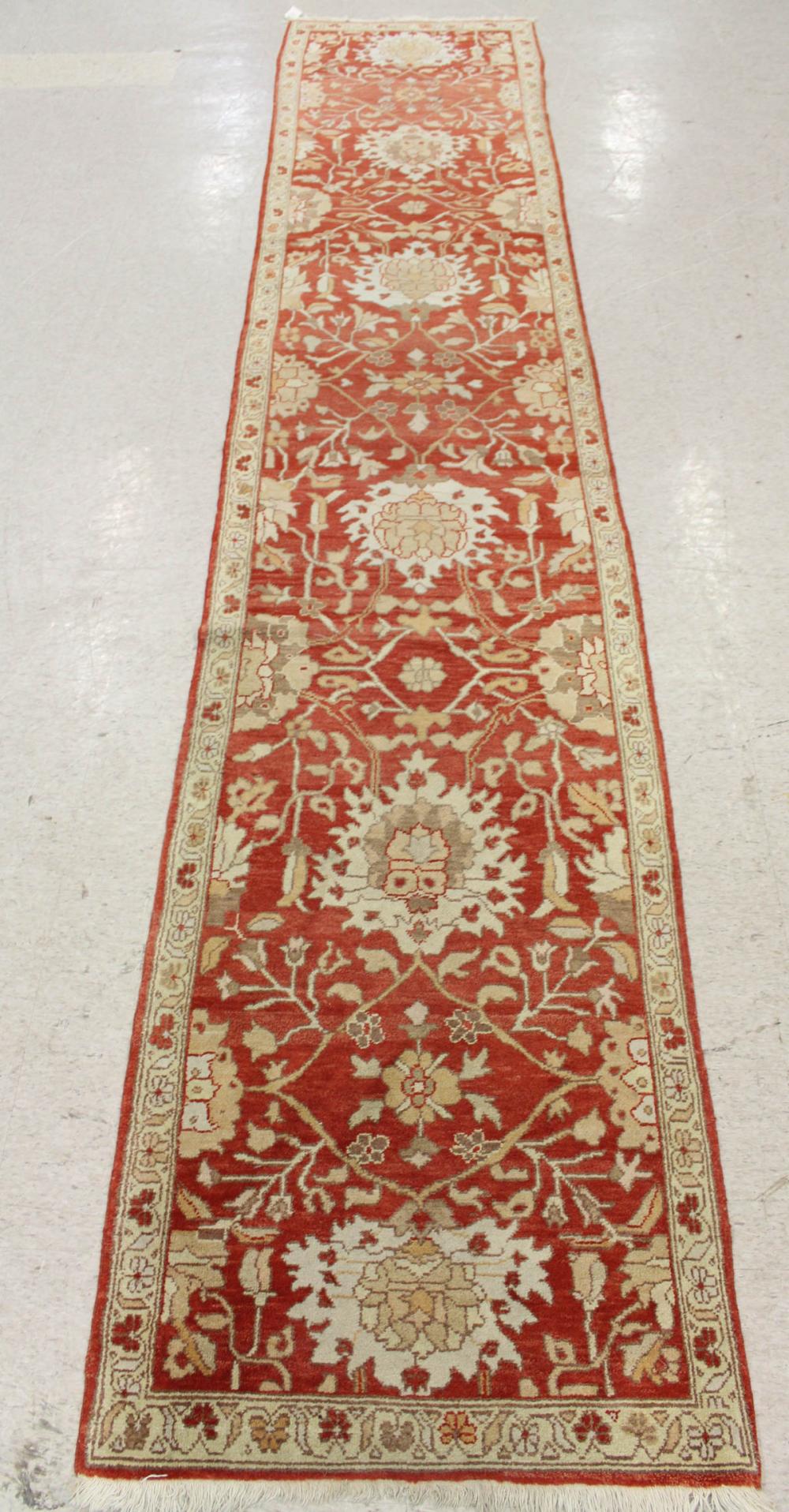 HAND KNOTTED ORIENTAL RUNNERHAND 3405d2