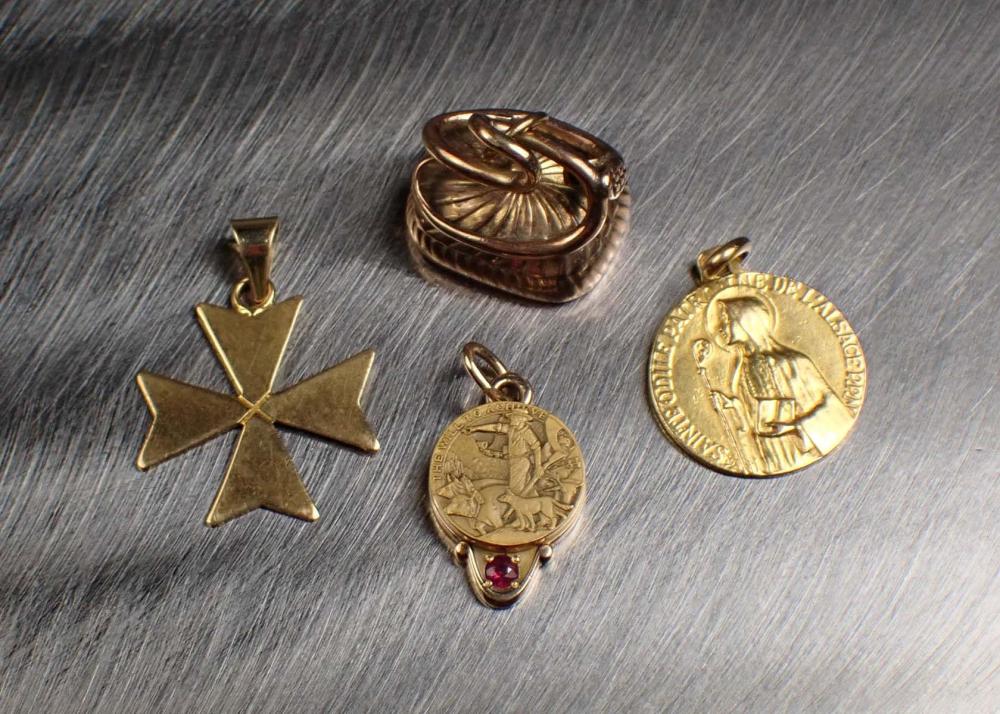 COLLECTION OF FOUR GOLD PENDANT/CHARMSCOLLECTION