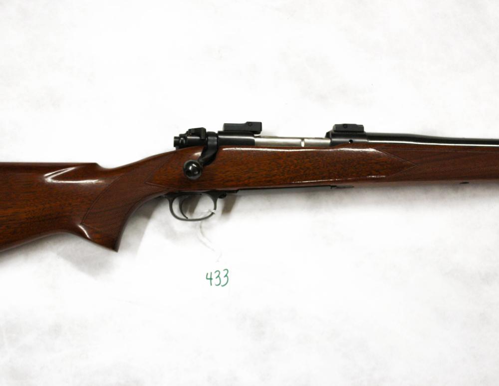 WINCHESTER MODEL 70 BOLT ACTION