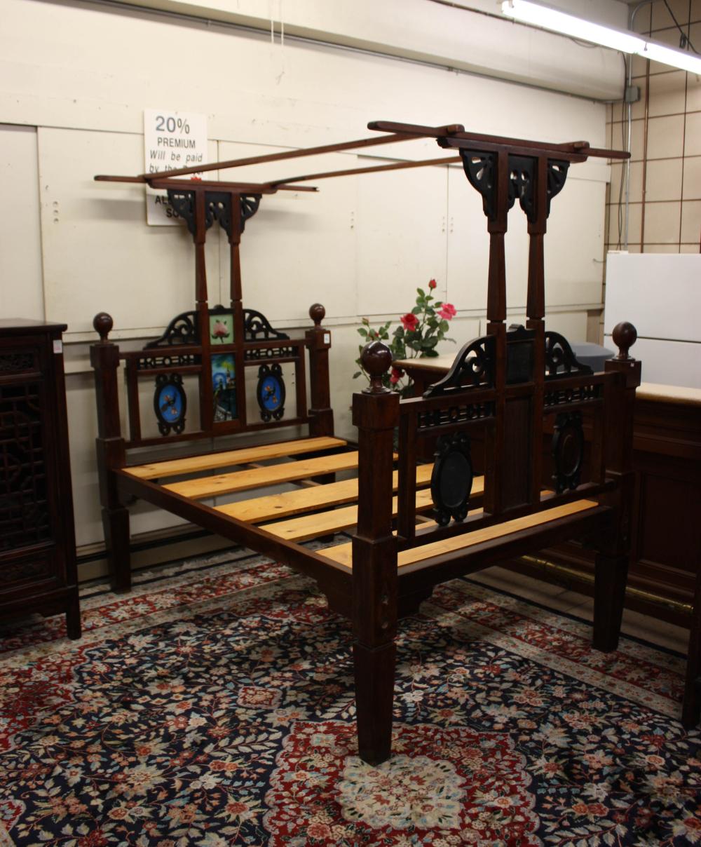 ZANZIBAR CANOPY BED WITH RAILSZANZIBAR