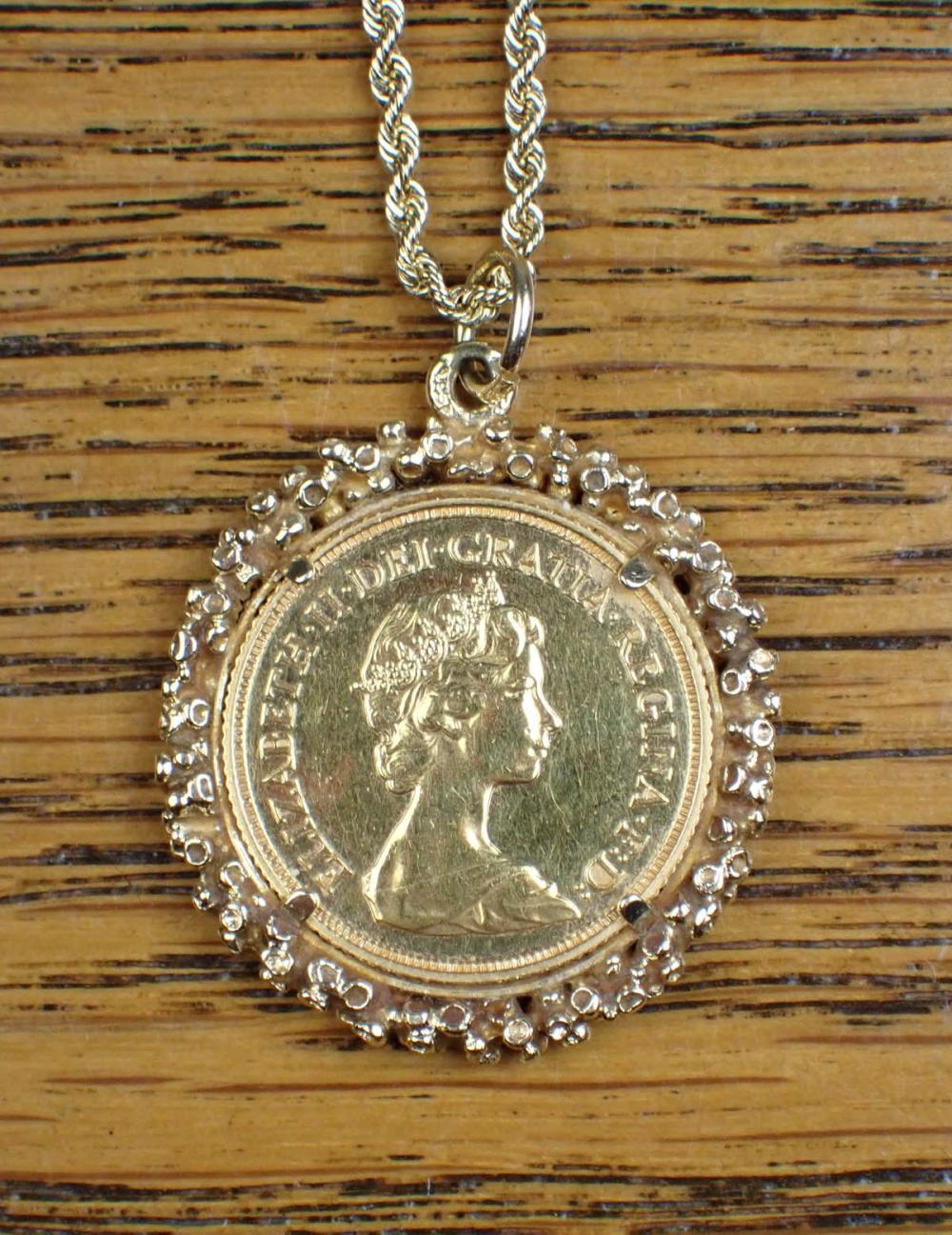 GOLD COIN PENDANT NECKLACEGOLD 34074b