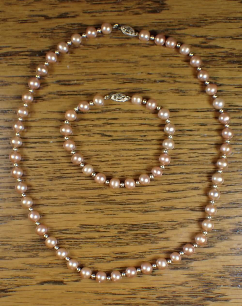 FRESHWATER PEARL AND GOLD NECKLACE 340789