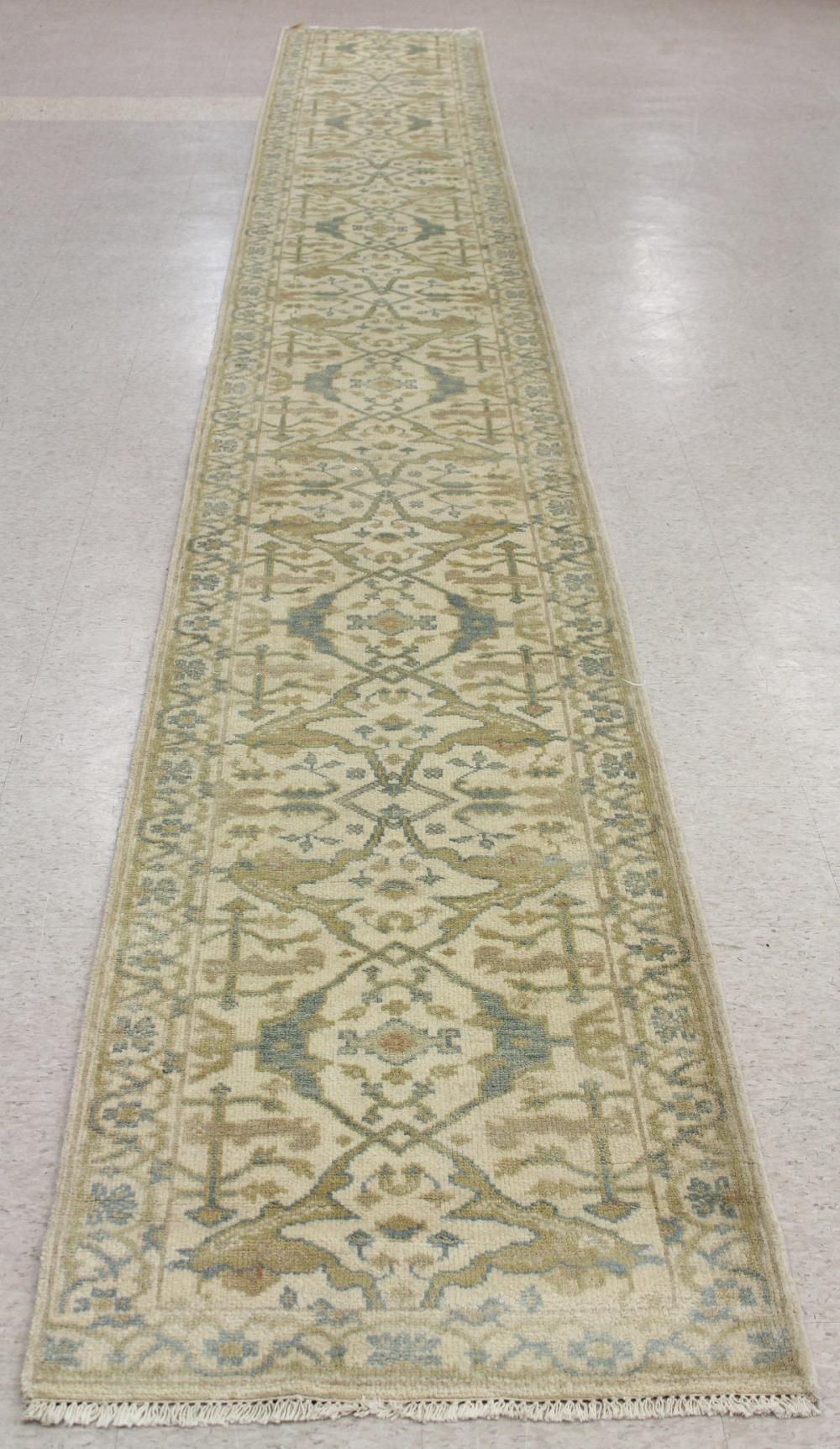 HAND KNOTTED ORIENTAL RUNNER INDO PERSIAN  33e1a5