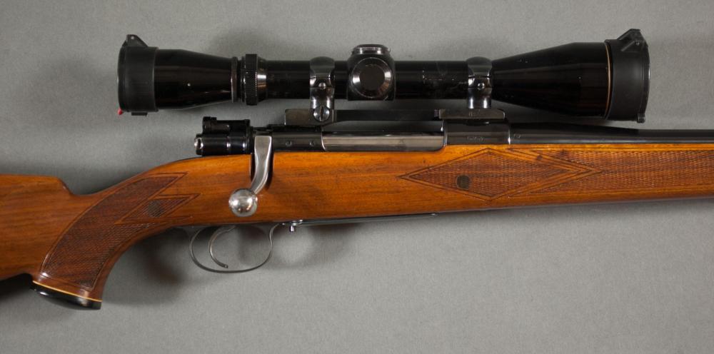 WEATHERBY BOLT ACTION RIFLE, 300 MAGNUM