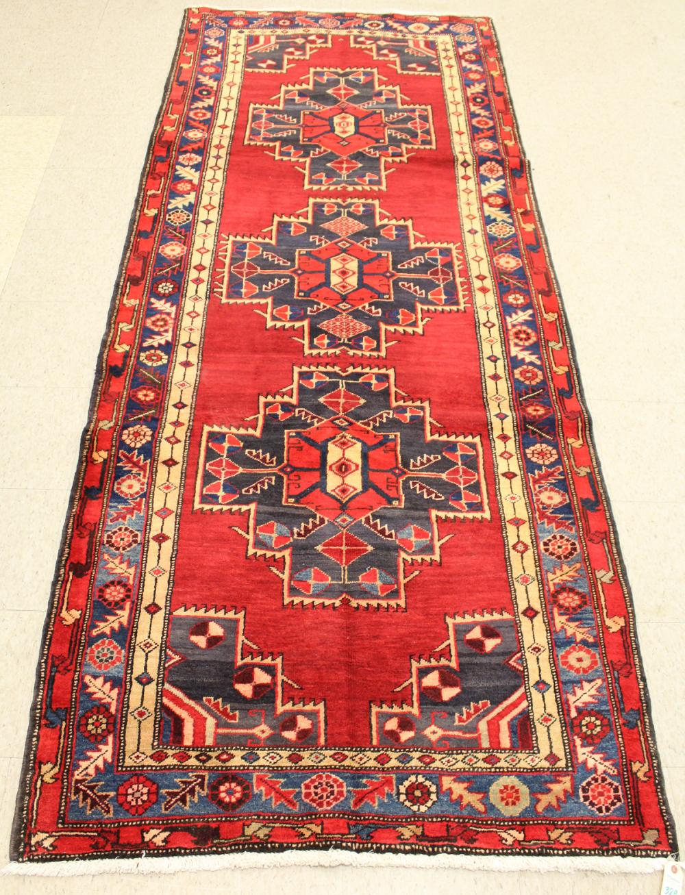 HAND KNOTTED PERSIAN TRIBAL AREA 33e29b