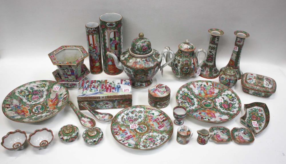 ASSORTED CHINESE EXPORT AND OTHER PORCELAIN