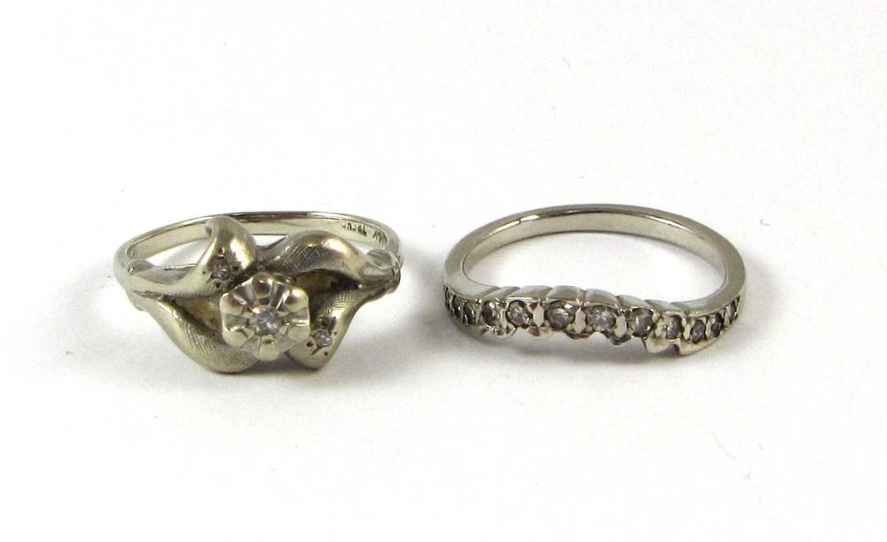 TWO PART DIAMOND AND FOURTEEN KARAT 33e510