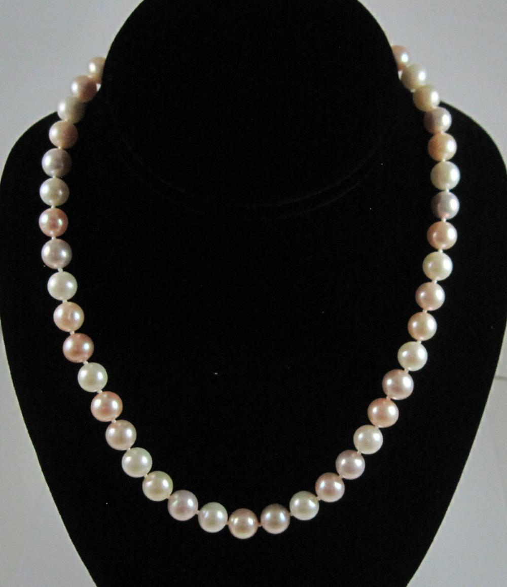 MULTICOLOR PEARL NECKLACEMULTICOLOR