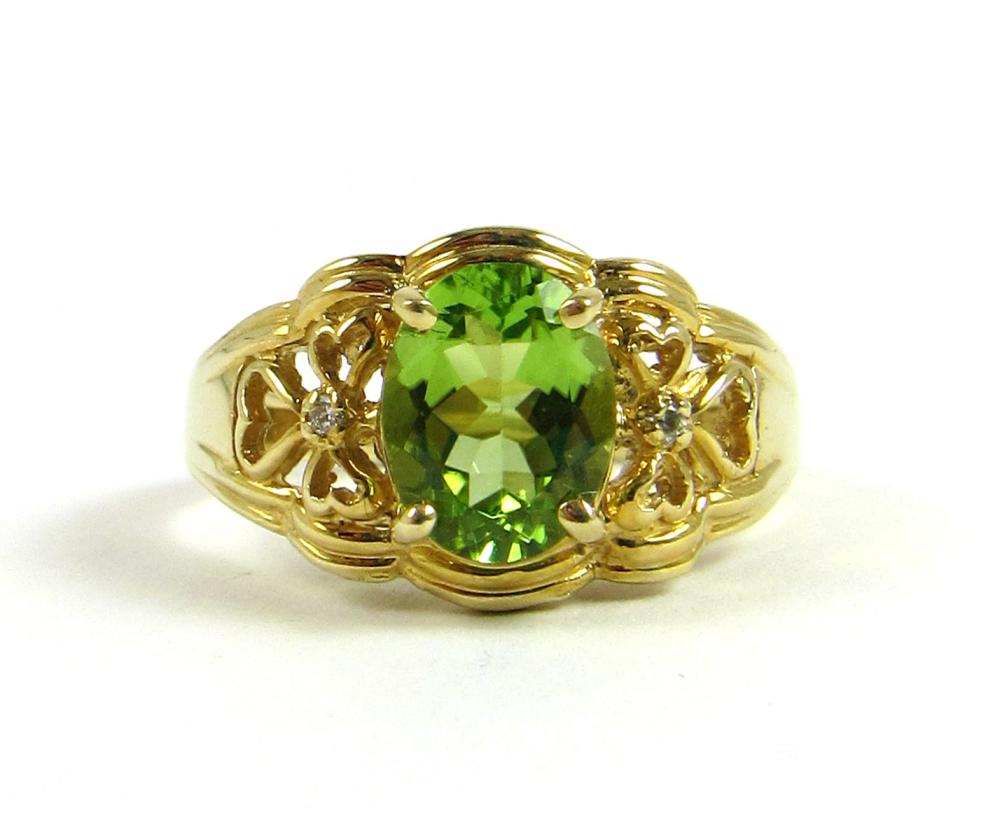 PERIDOT AND DIAMOND RINGPERIDOT 33e583