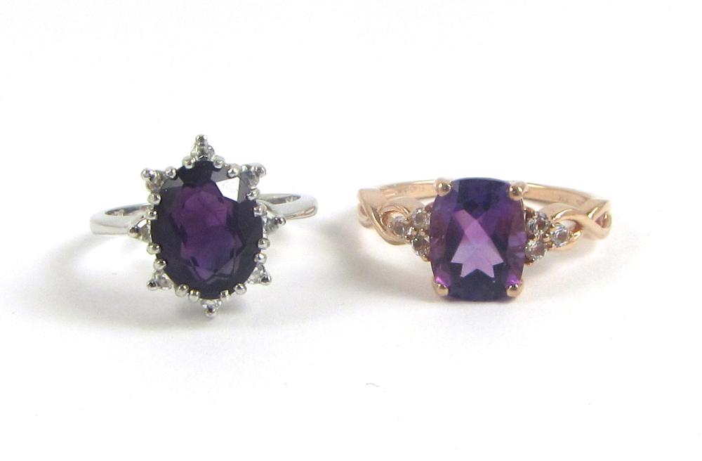 TWO PURPLE AMETHYST RINGS INCLUDING 33e5da